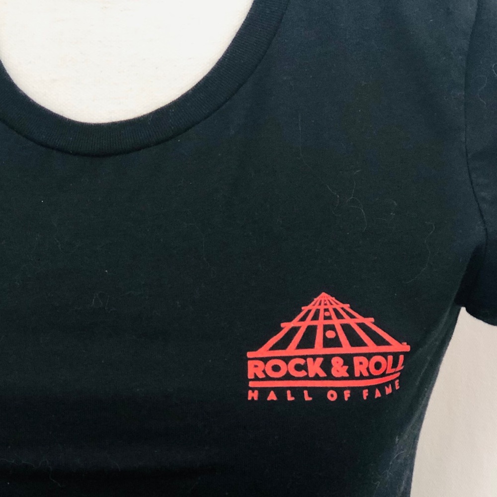 Sportiqe Rock & Roll Hall of Fame Black T-shirt M